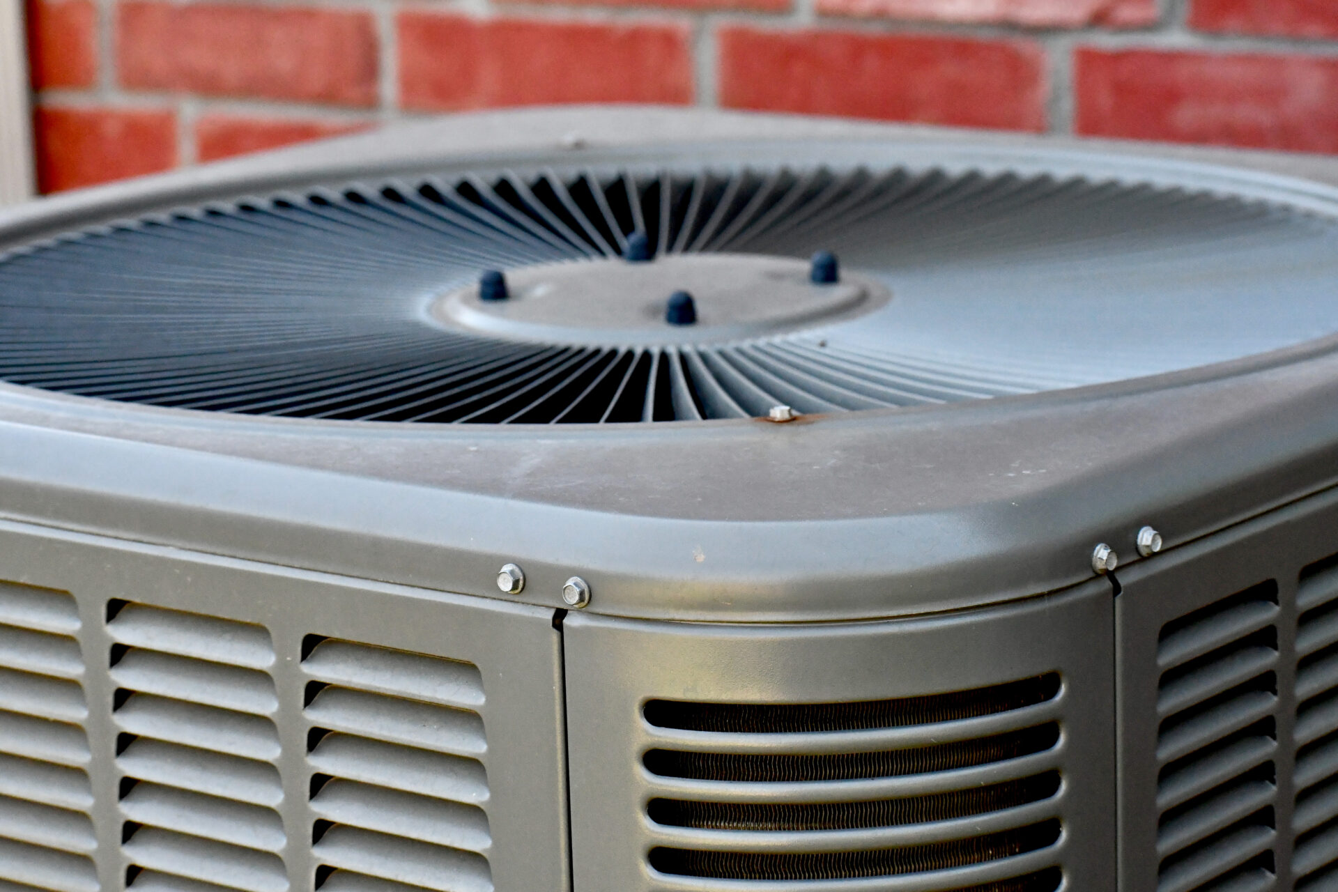 Blog Why Is My AC Making a Loud Noise When Running